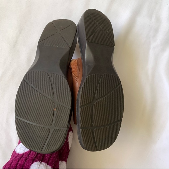 Naturalizer Leather Sandals - Picture 6 of 7